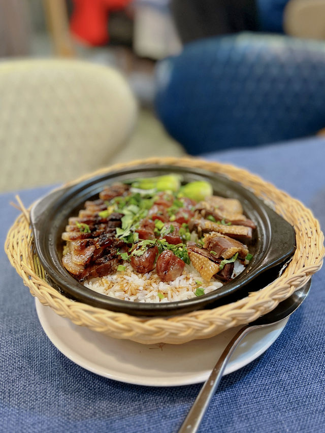 絕頂用料煲仔飯🍲