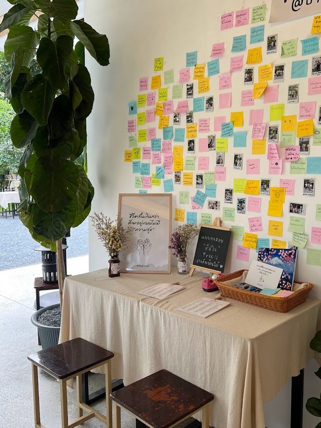 📍✨ บ้านเพื่อน Cafe & Creative Space