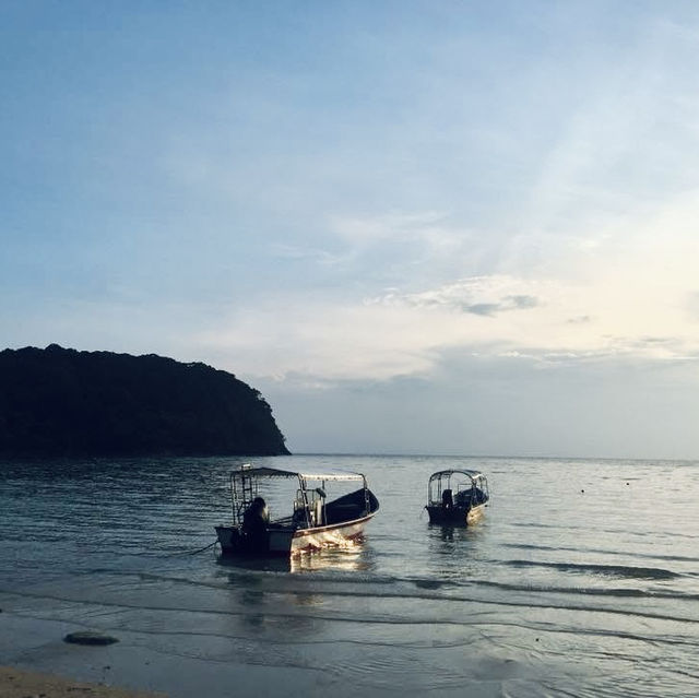 "Serene Beauty and Marine Wonders: A Review of Tenggol Island"
