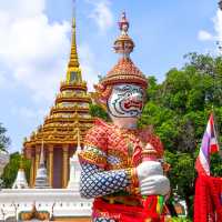 เที่ยวชมความงามและนมัสการรอยพระพุทธบาท