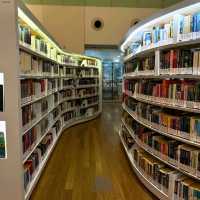 🤗 Library @ Orchard