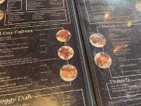 나이아가라 폭포가 보이는 식당 “The Secret Garden Restaurant"