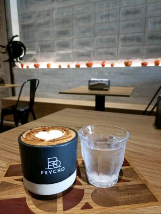 Psycho 커피에서의 할로윈 파티