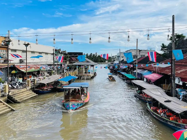 ล่องเรือชมหิ่งห้อย @ตลาดน้ำอัมพวา