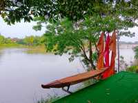 ดิ แอนธีค ริเวอร์ไซด์ The Antique Riverside