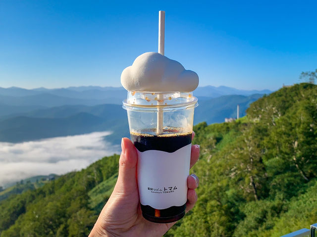 【北海道】雲海が創り出す絶景☁️✨トマムの雲海テラス