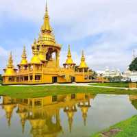 ร่องขุ่น 🙏🏼 พุทธศิลป์เมืองเชียงราย