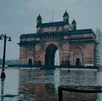 THE GATEWAY OF INDIA 