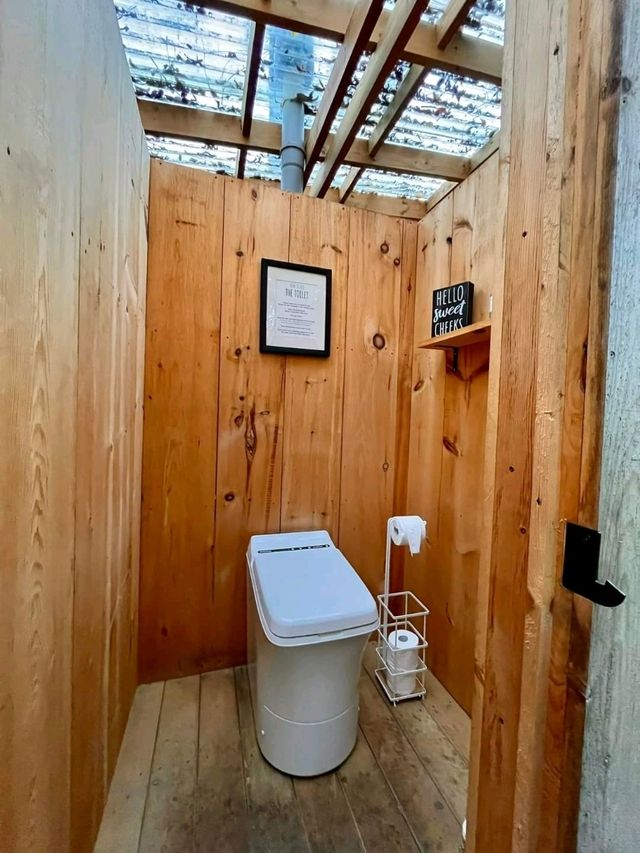 A Solo Glamping Getaway at Honeybee Hideaway