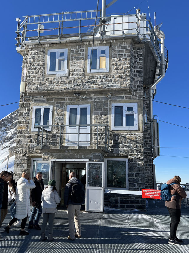 특급열차로 빠르게 올라갈 수 있는 겨울 대표 여행지 스위스 융프라우🇨🇭