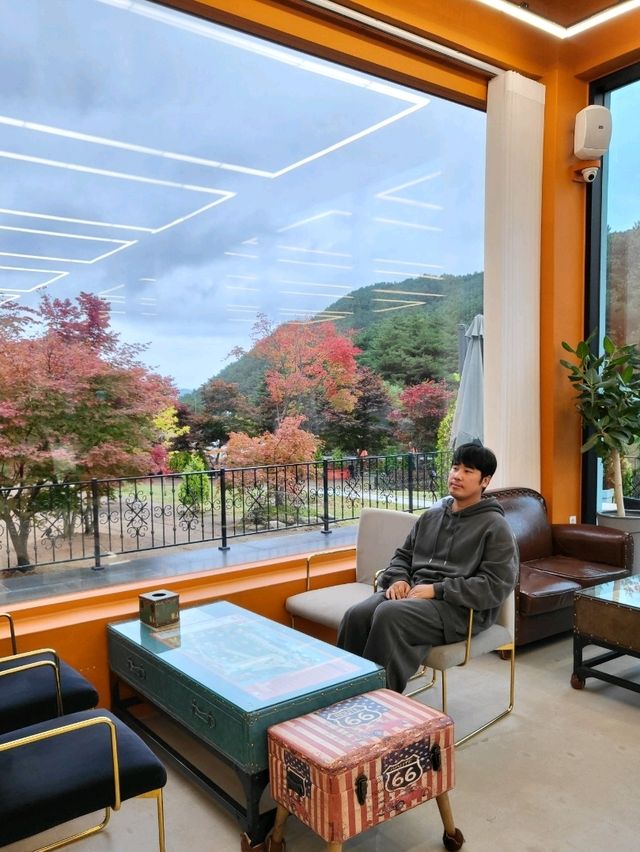 역대급 단풍을 만날수 있는 무주 대형카페