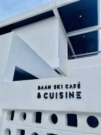 ร้านลับย่านสุทธิสาร Baan Ski Cafe & Cuisine
