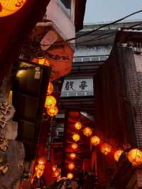 Jiufen Old Street: Scenic Views & Nostalgic Charms