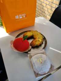 🌿 해월당 대구동촌유원지점, 감각적인 공간에서 맛보는 베이커리 🍰