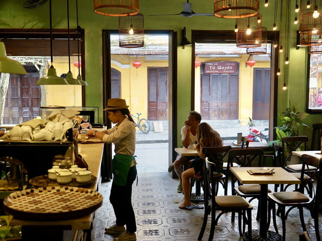 Relaxing Coffee Break at Hoi An Roastery☕️