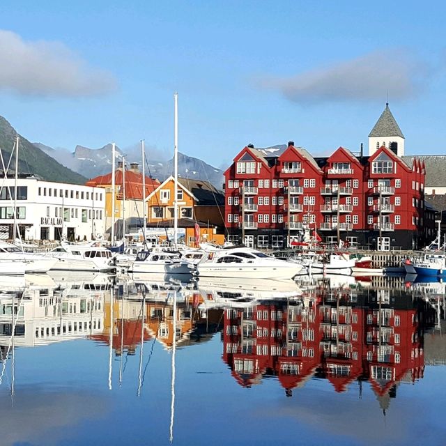 BEAUTY BEYOND WORDS, LOFOTEN ISLAND