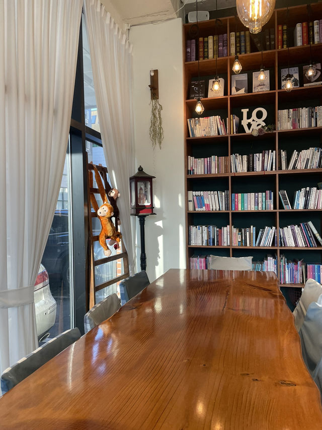 벤틀리 커피🤍 아늑한 카페 🤎☕️📚
