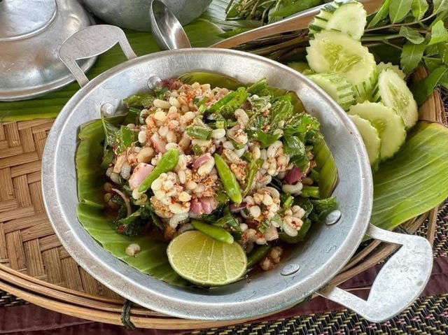 สุขใจแลนด์