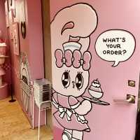 走進粉紅俱樂部｜Esther Bunny 艾絲樂小兔