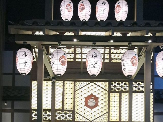 Honeymoon challenge at Yuzu Ramen!