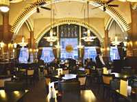 Elegant Dining at Café Americain
