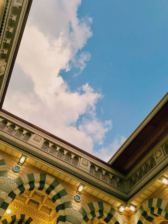 クアラルンプール最古の美しきモスク✨🕌