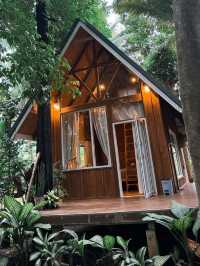 ที่พักติดริมธารทองผาภูมิ