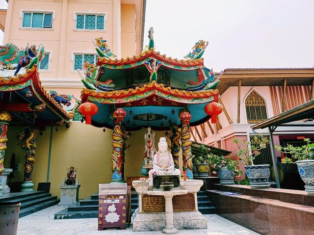 泰國曼谷湄南河畔跨河大橋博物館皇家古跡寺廟一日遊行程，曼谷地標性景點，適合打卡拍照📸