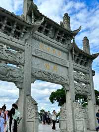 Hanling Old Street: A Snapshot of Jiangnan’s Charm