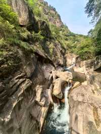 Zhàngshān Grand Canyon: Spring’s Oasis of Adventure