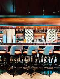 “Sip in Style: R Bar, KL’s Luxe Chill Spot”