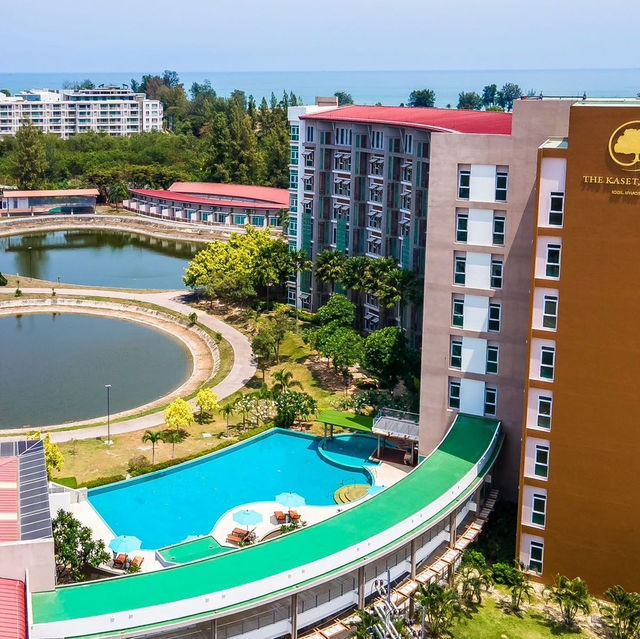 The Kaset Hua Hin  หัวหิน