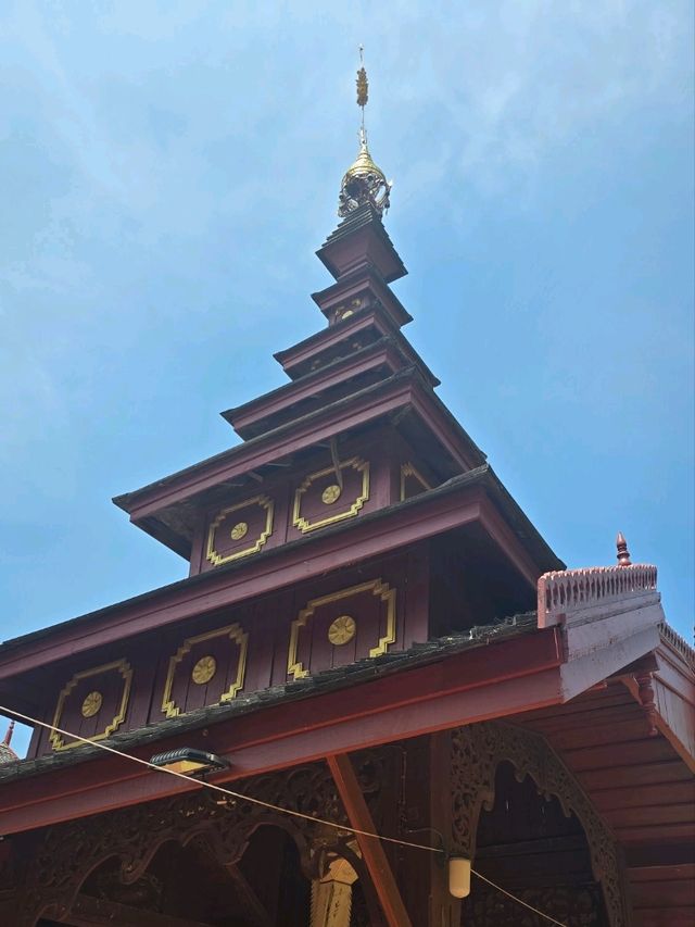 วัดจอมสวรรค์เป็นวัดเก่าแก่ สถาปัตยกรรมพุกาม