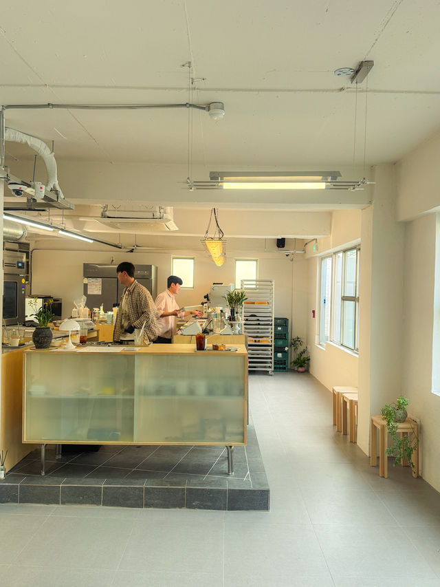 전포 신상 카페 “모티버“ 프렌치 토스트 채광맛집✨