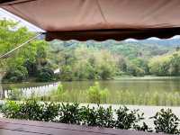 湖畔に佇む✨🏞️映えカフェ☕️