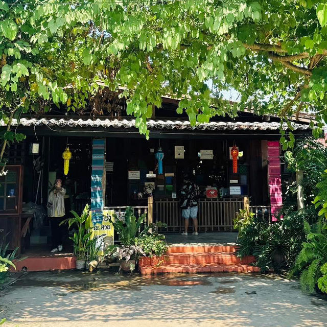 ร้านพิซซ่าในสวน บรรยากาศดี ร่มรื่น ย่านสันกำแพง
