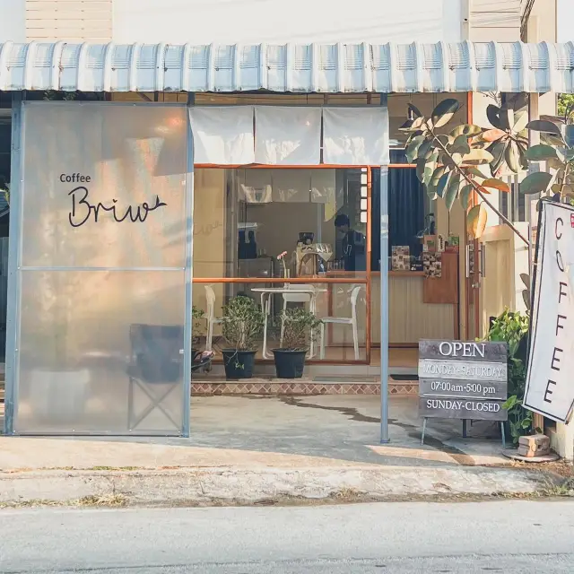 Coffee Briw : ร้านกาแฟเล็กๆใกล้หอนาฬิกา
