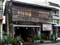 🎨 Songkhla Old Town: A Backpacker’s Guide to Southern Thailand’s Most Colorful Secret!  