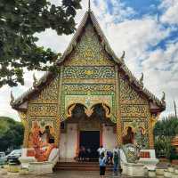 ชมเอกลักษณ์ของชาวไทลื้อที่วัดพระธาตุสบแวน