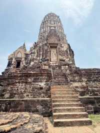 ✨ Discover Treasure : Wat Ratchaburana