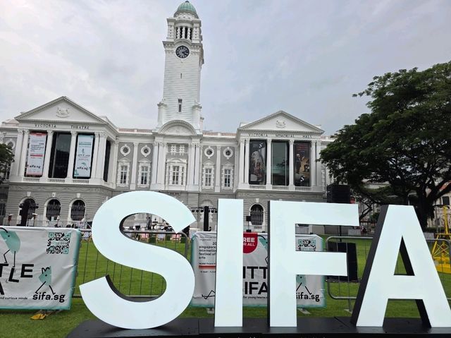 SIFA Surprise: The Instrument That Plays with You