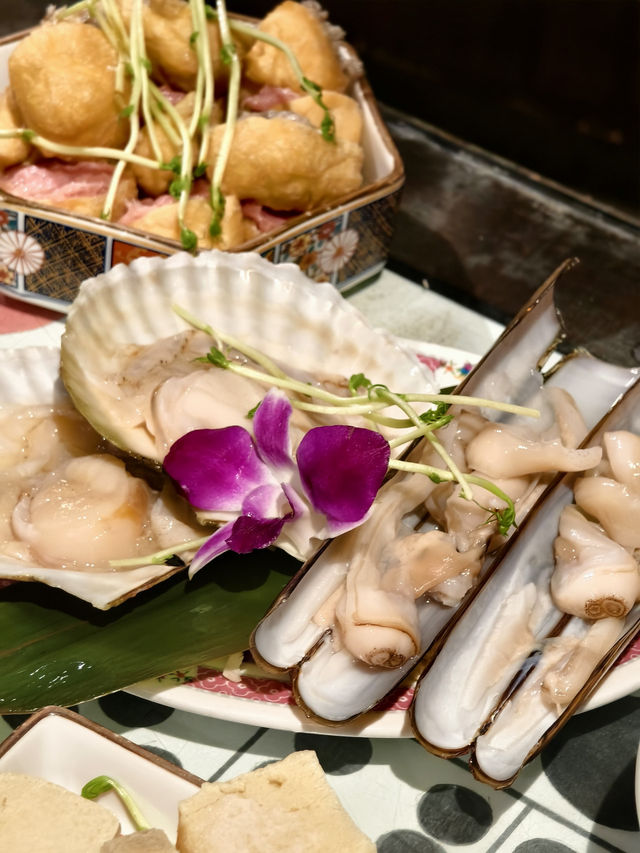 70年代大排檔風火鍋店