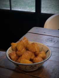 A Blend of History and Culinary Experience