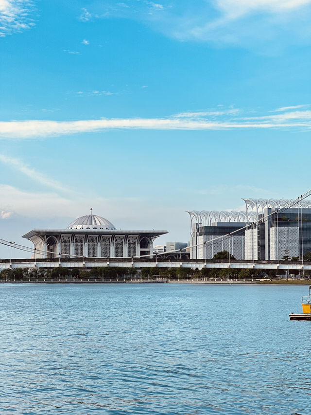 “Anjung Floria: Where Nature Shows Off”