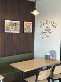 ตำละกอ ร้านอาหารอีสานรสแซ่บหัวหิน