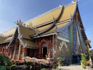 Beautiful Temple with Great Atmosphere: 'Wat Sri Don Moon'