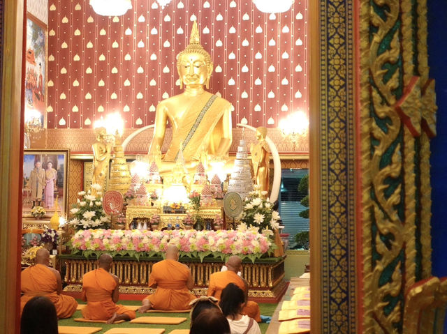 プラカノンの伝説に触れる旅、メー・ナークの祠で願いを込めて。🙏✨