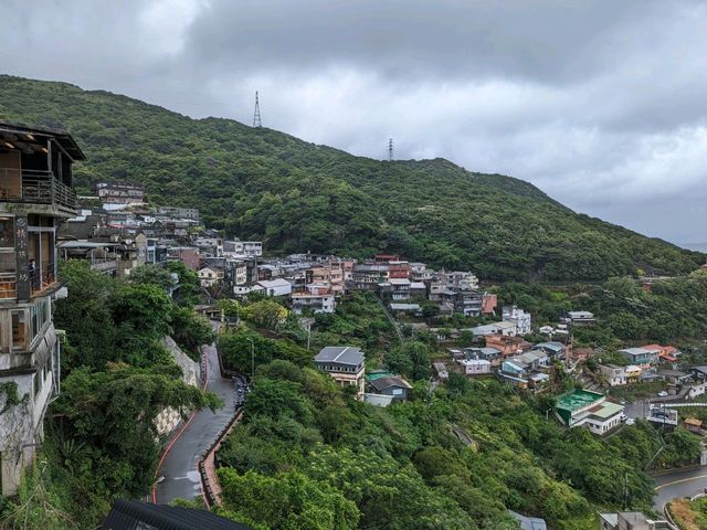 🏮 Jiufen – A Real-Life Spirited Away Experience! 🌧️✨