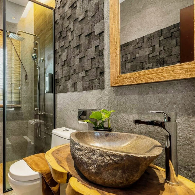 A Serene Retreat Rooted in Timeless Charm