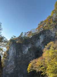 【岩手・猊鼻渓】舟がゆっくりと進む、音のない川旅のひととき